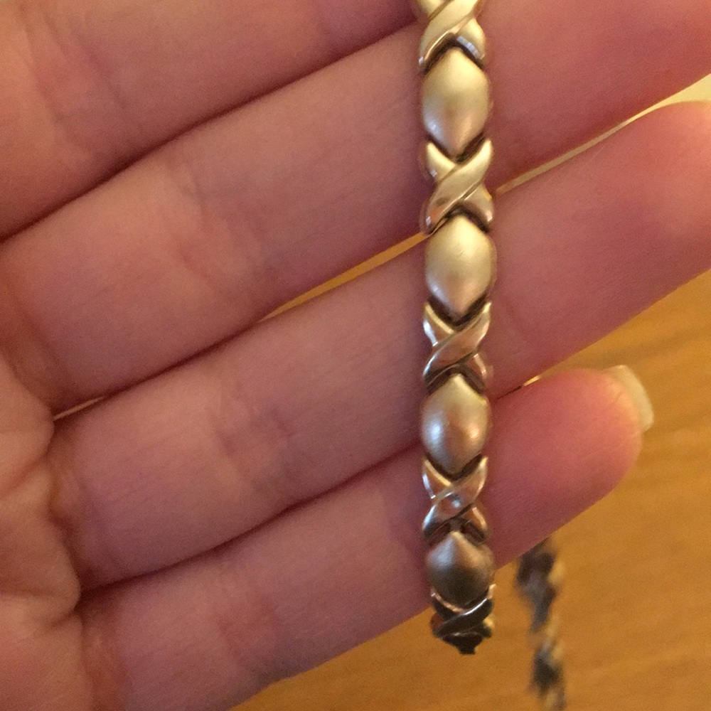 14k gold X and O’s tennis bracelet